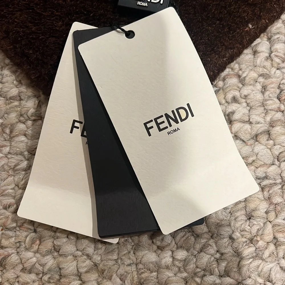 Fendi barette - Picture 4 of 5